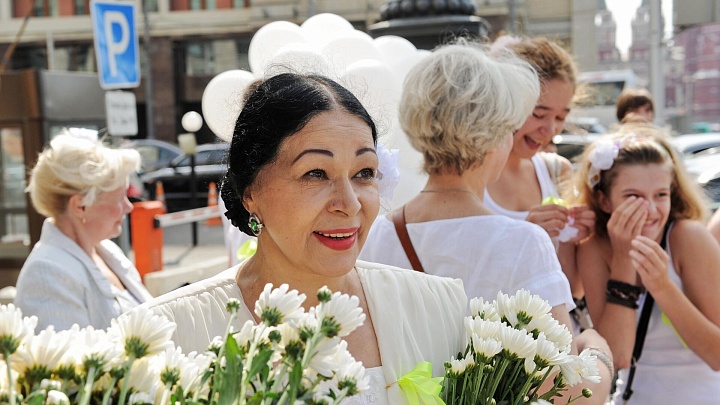 Жемчужная опровергла сообщения о перенесенном ею инсульте