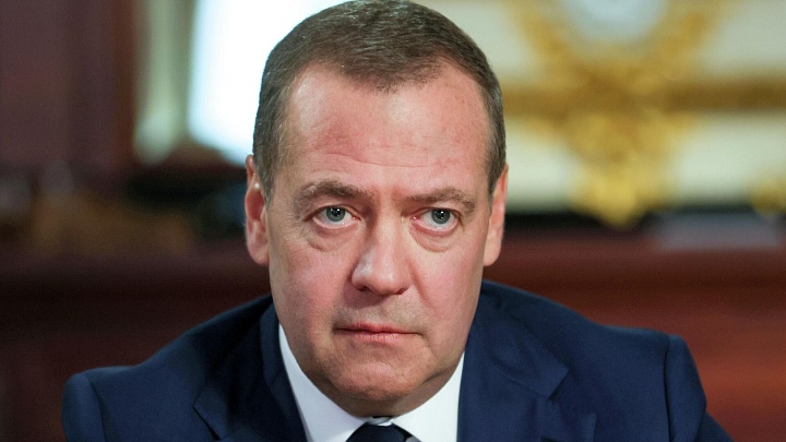 Медведев пригрозил европейским странам, производящим дроны для Украины