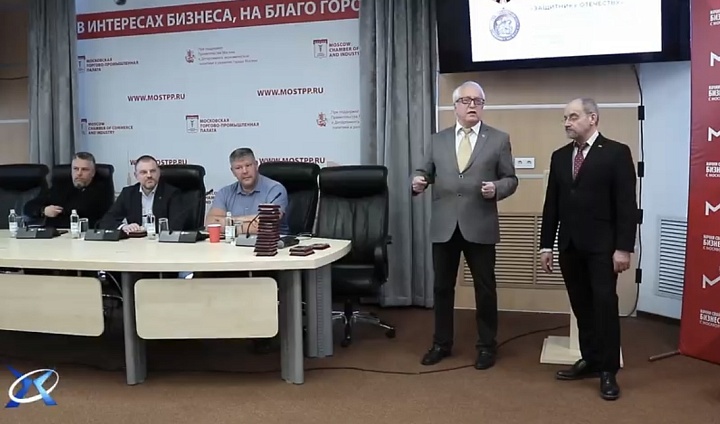 Фонд «Симфония Победы» поддержал награждение медалями «Защитнику Отечества» в Москве