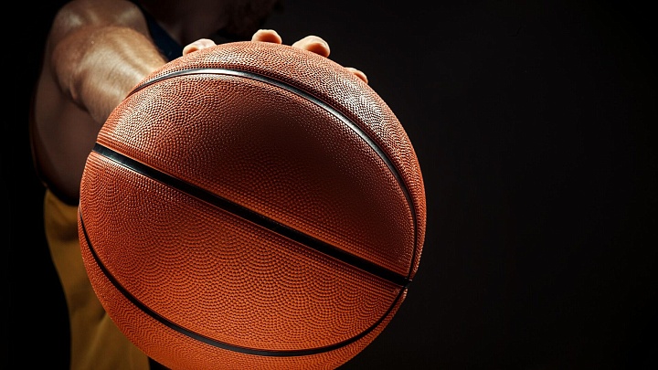 "Кливленд" победил "Денвер" в матче НБА